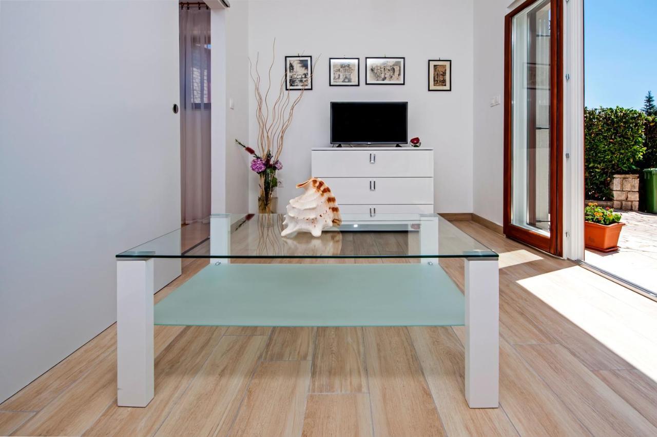 Apartmani&Soba Mimi روفينج المظهر الخارجي الصورة